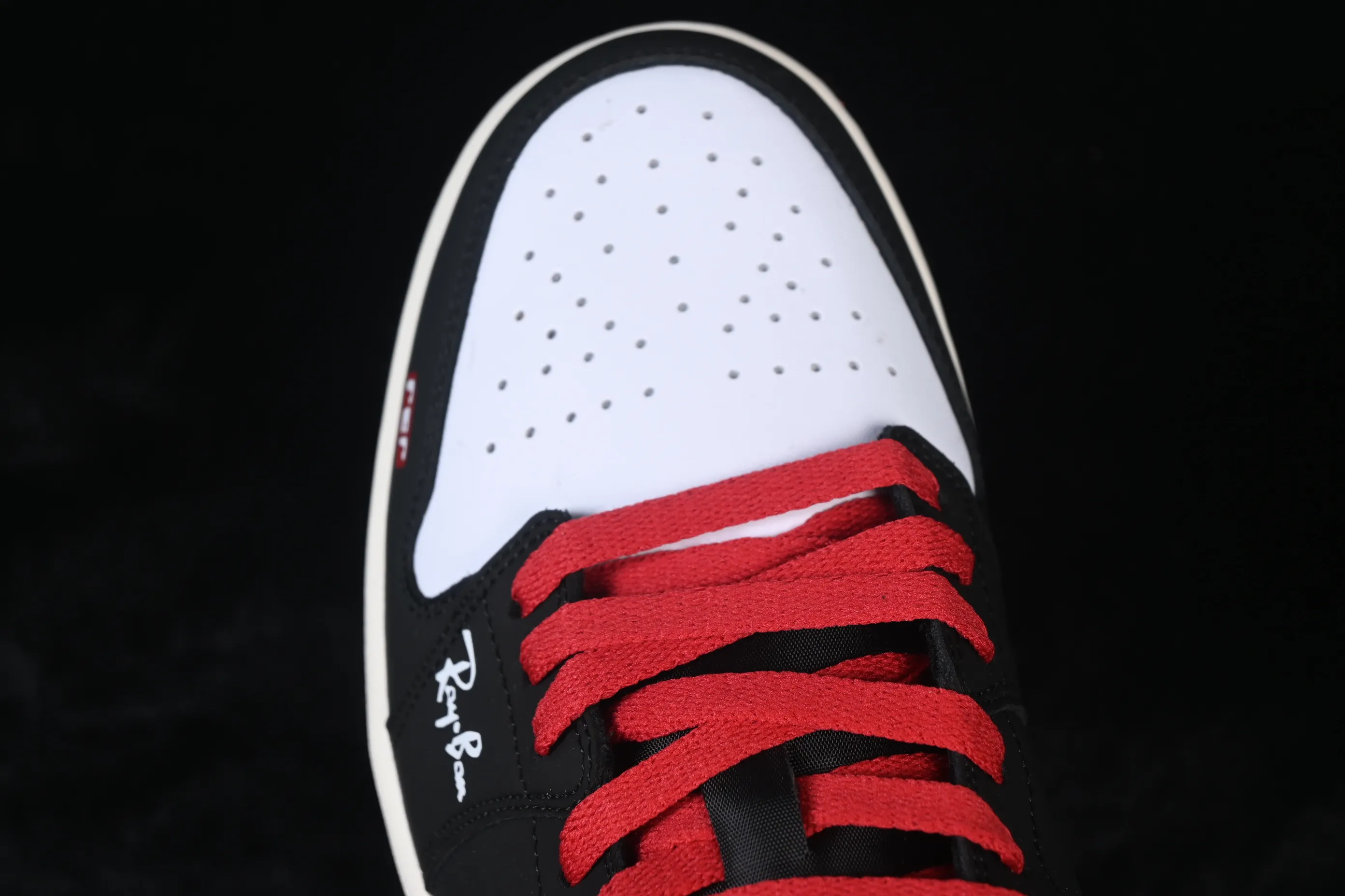 All Categories Air Jordan Jordan Series Basketball Shoes Air Jordan 1 Low Air Jordan 1 Low AJ1 Joe 1 Year of the Horse Limited Low-State Cultural Casual Shoes 553558-040